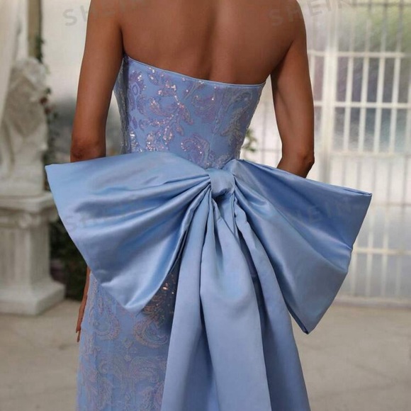 Stunning Formal Sequined Dress with Huge Bow - Picture 2 of 10